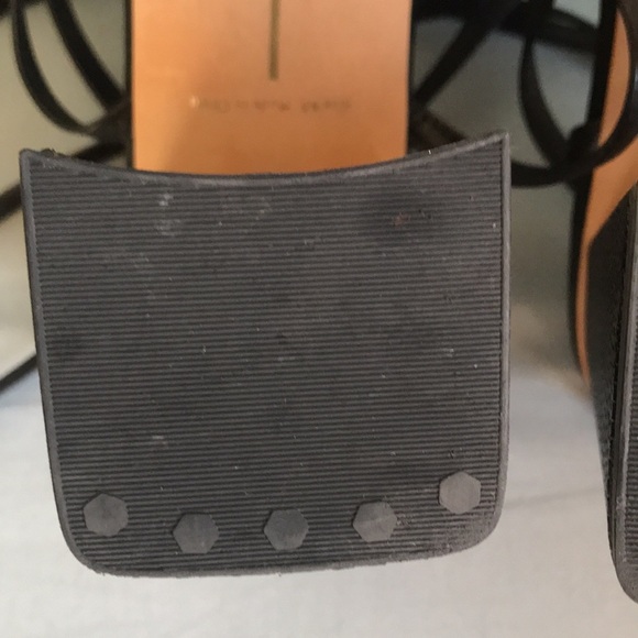 Dolce Vita black chunky heel square toe leg strap gladiator style shoes size 9.5 - Picture 8 of 11